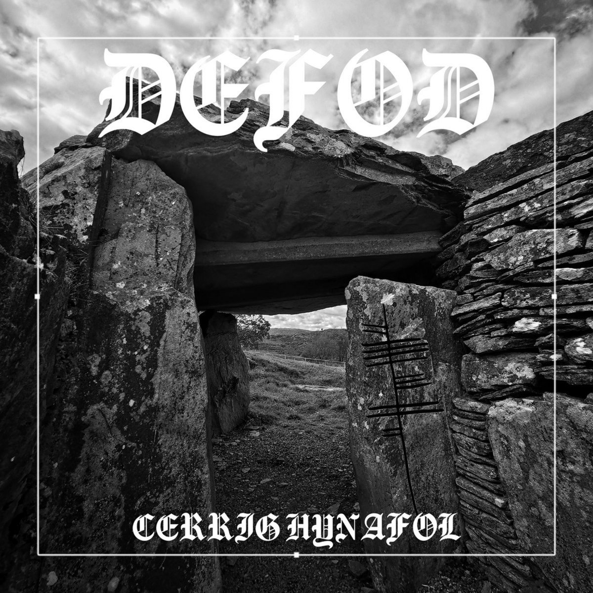 Defod – Cerrig Hynafol (2021)