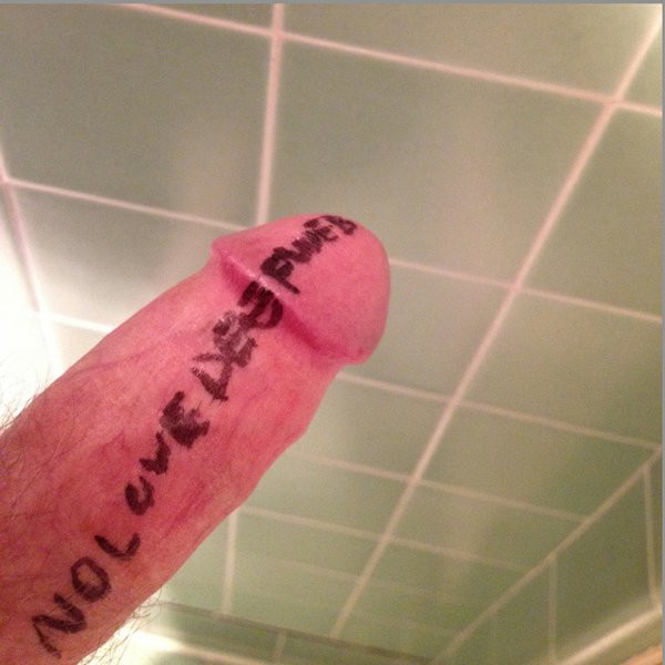 Death Grips – NØ LØV∑ D∑∑P W∏B (2012)